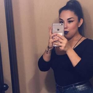 Meet your Posher, Alondra